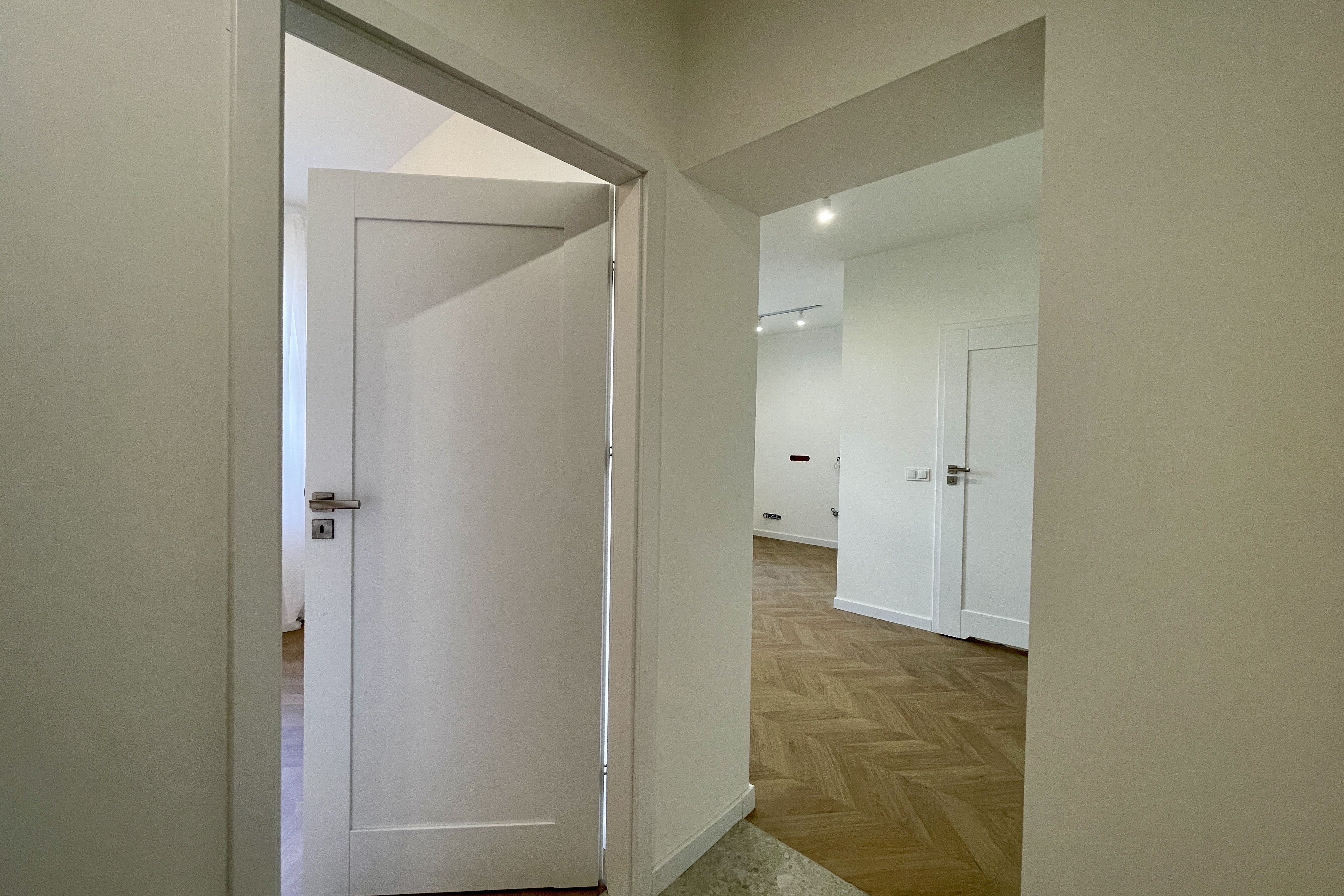 Gotowe do wprowadzenia! 34 m² po generalnym remoncie