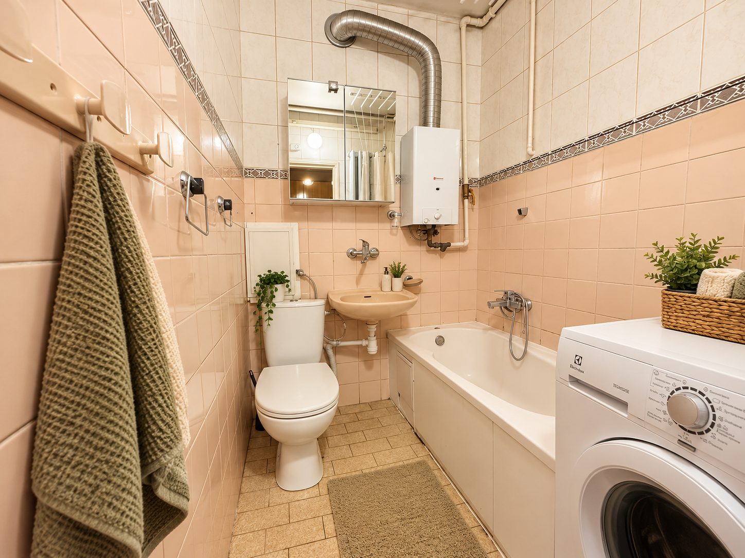 Bytom Centrum 2 pokoje, oddzielna kuchnia, duży balkon i parking