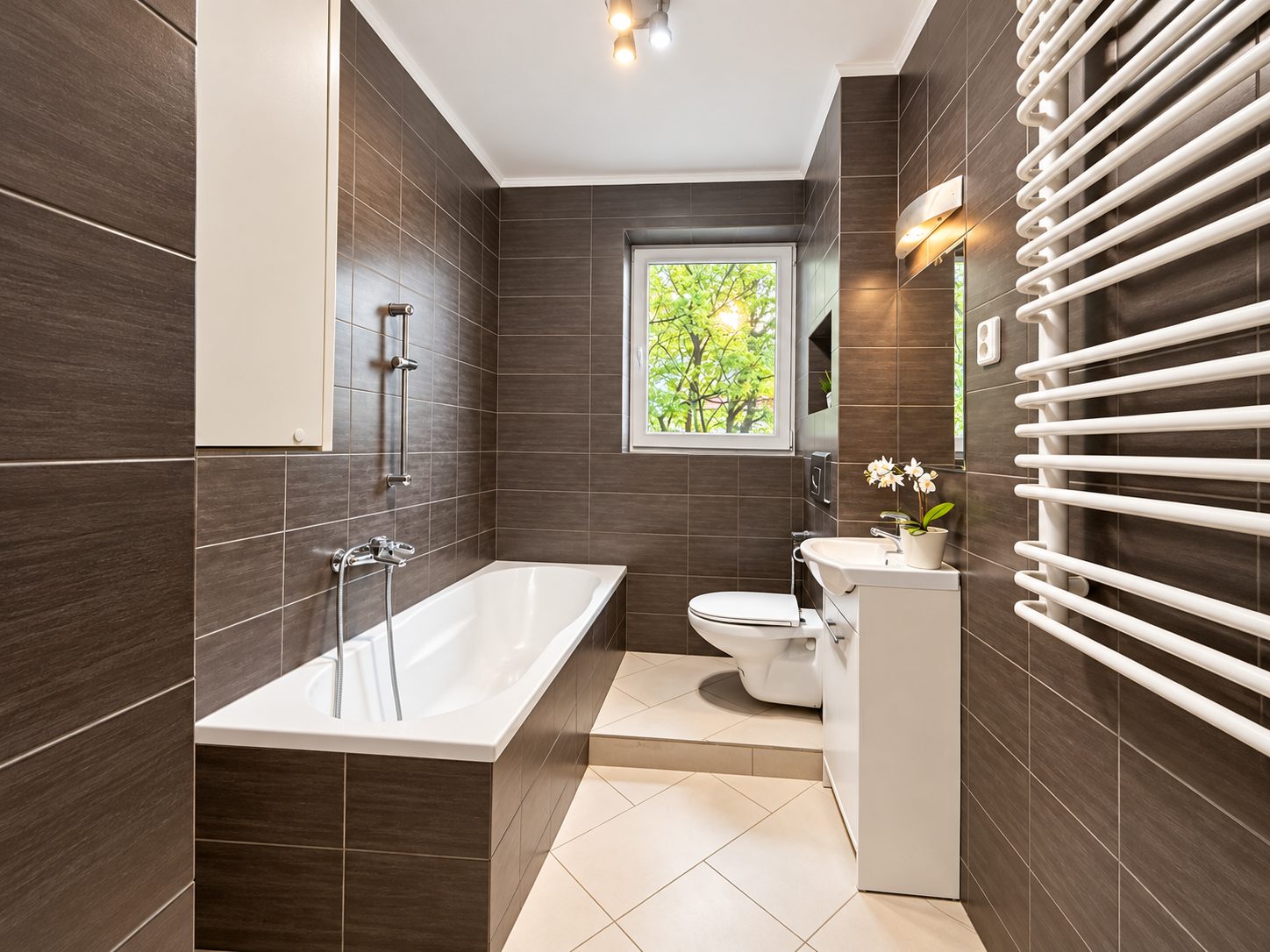 64 m² po remoncie  Gotowe do zamieszkania  Fałata