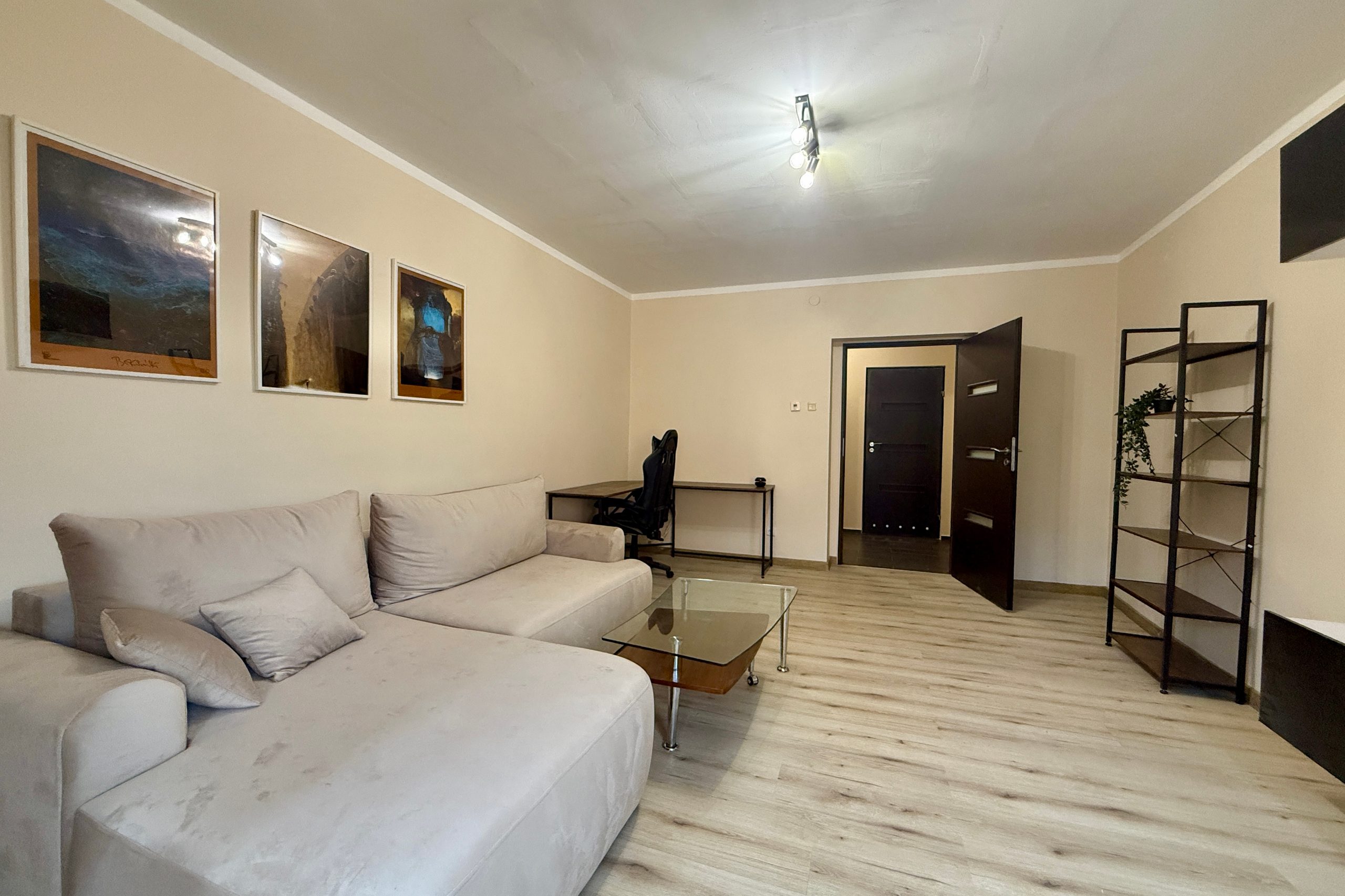 64 m² po remoncie  Gotowe do zamieszkania  Fałata